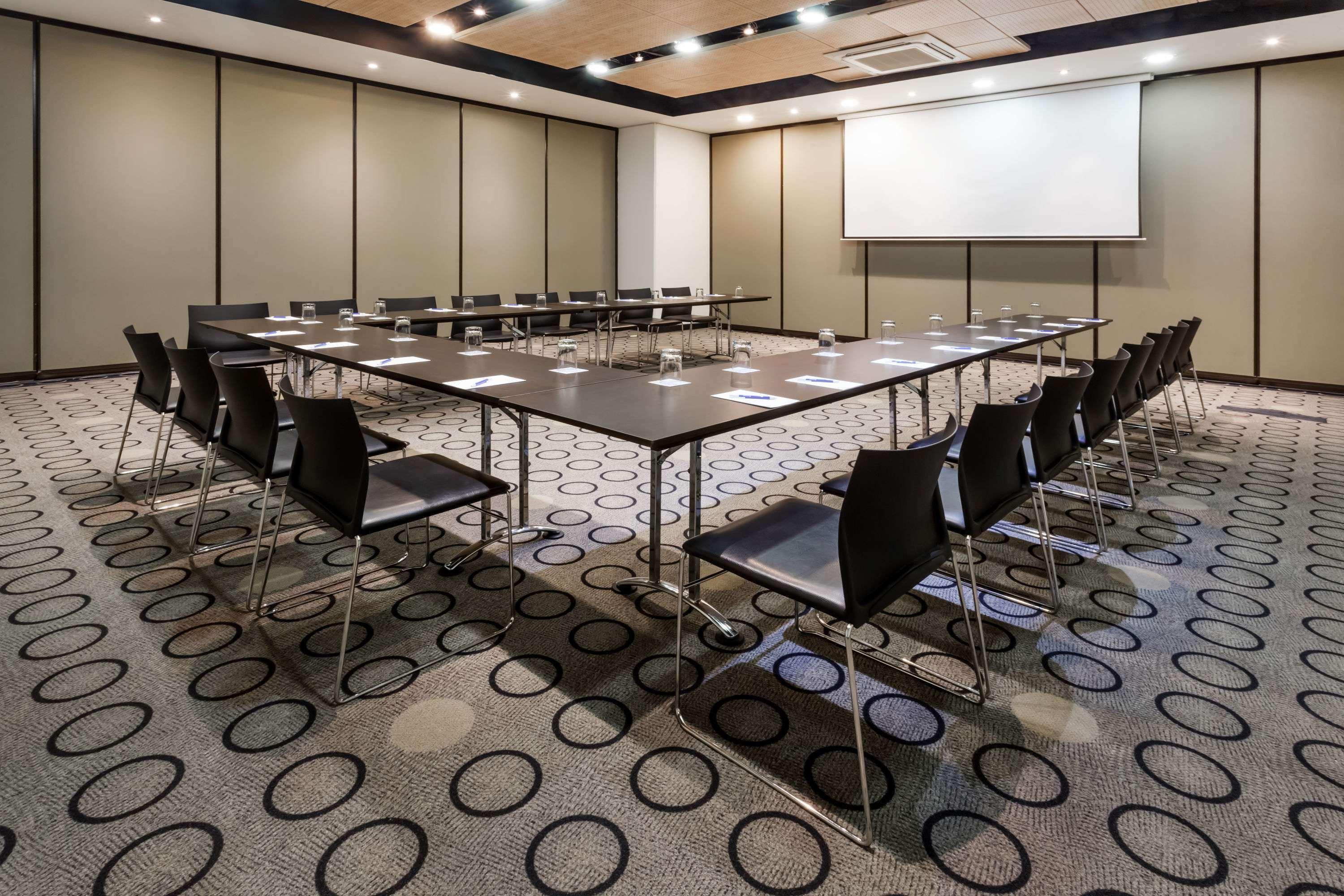 Wyndham Bogota Hotel Eksteriør billede Meeting room