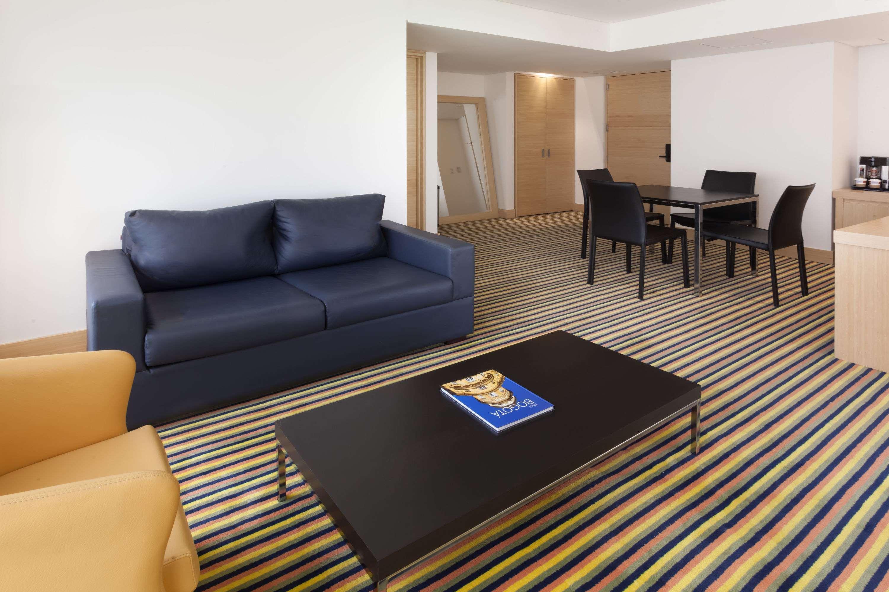 Wyndham Bogota Hotel Eksteriør billede A suite at the hotel