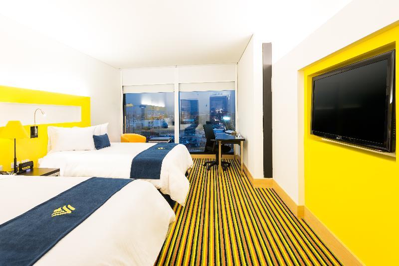 Wyndham Bogota Hotel Eksteriør billede A room at the hotel