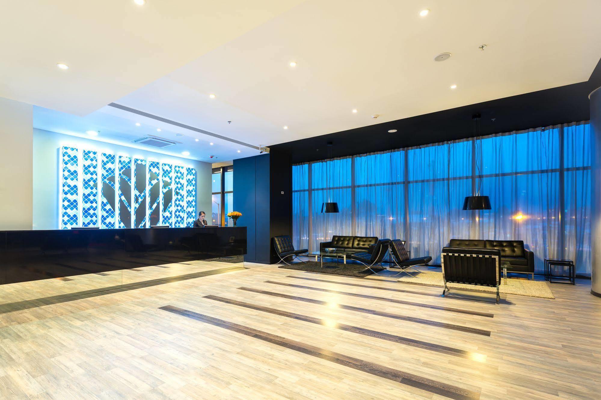 Wyndham Bogota Hotel Eksteriør billede Lobby