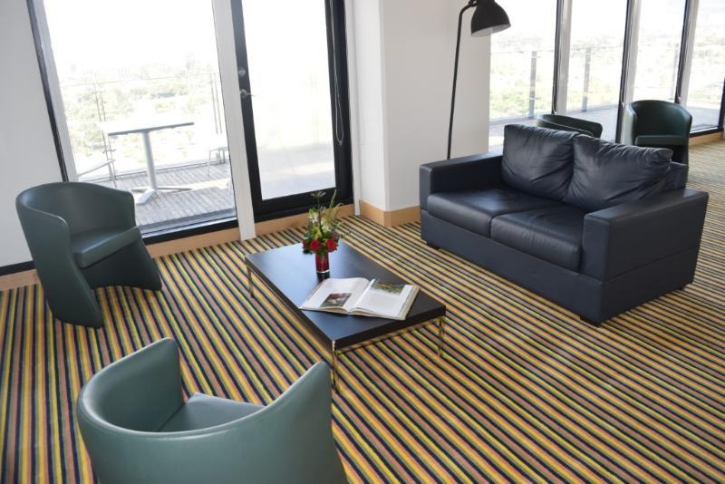 Wyndham Bogota Hotel Eksteriør billede A room with carpet